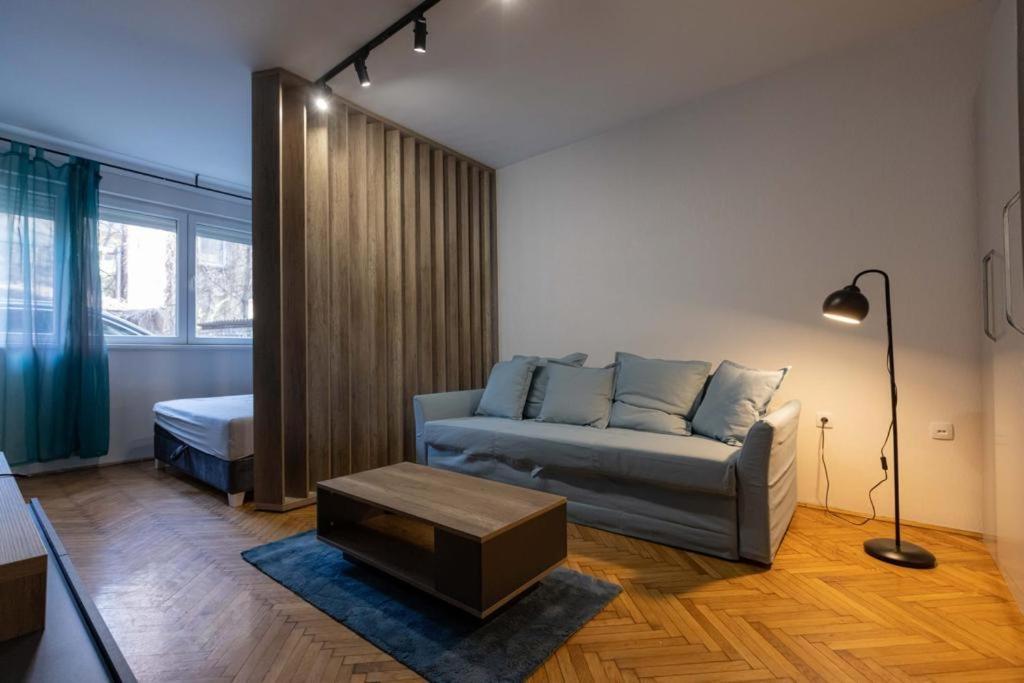 Lumiere Luxe Suites Белград Екстериор снимка